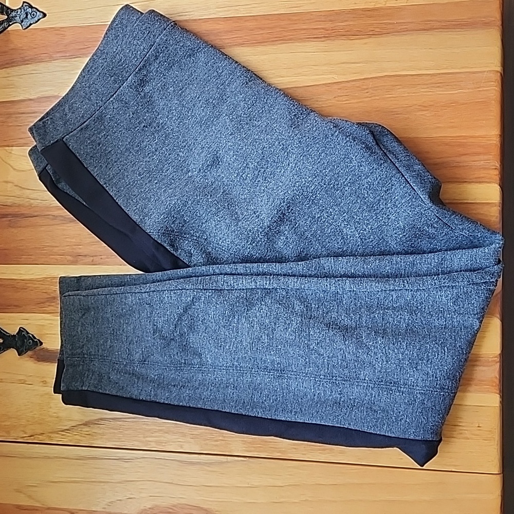 Carmen by Marc Valvo grey & black leggings size 12 Two-tone